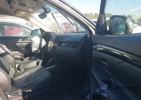 2017 Mitsubishi Outlander Sel z USA, uszkodzony, nr VIN JA4AD3A38HZ015978